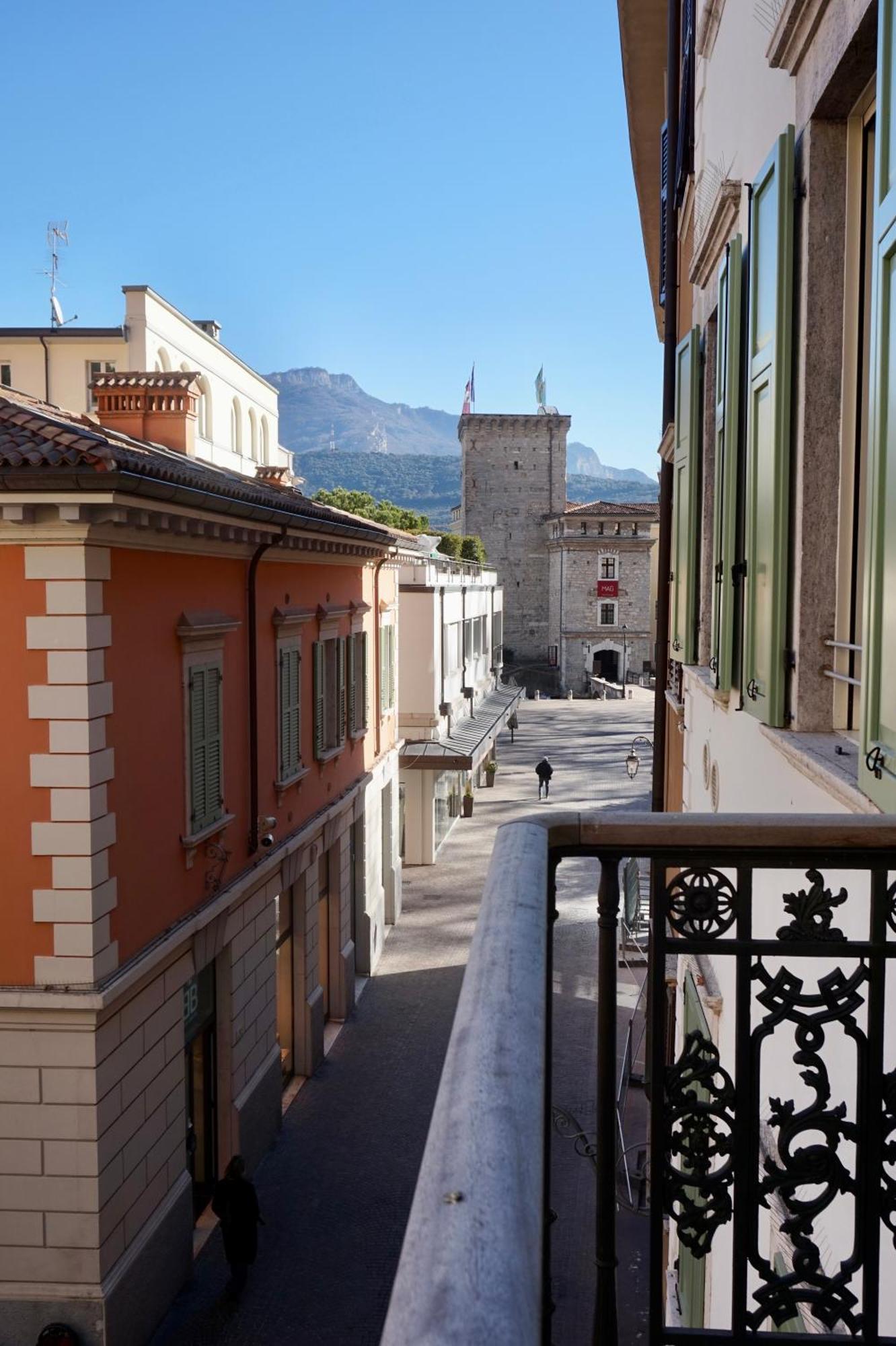 Appartamento Dolce Vita Riva del Garda Buitenkant foto